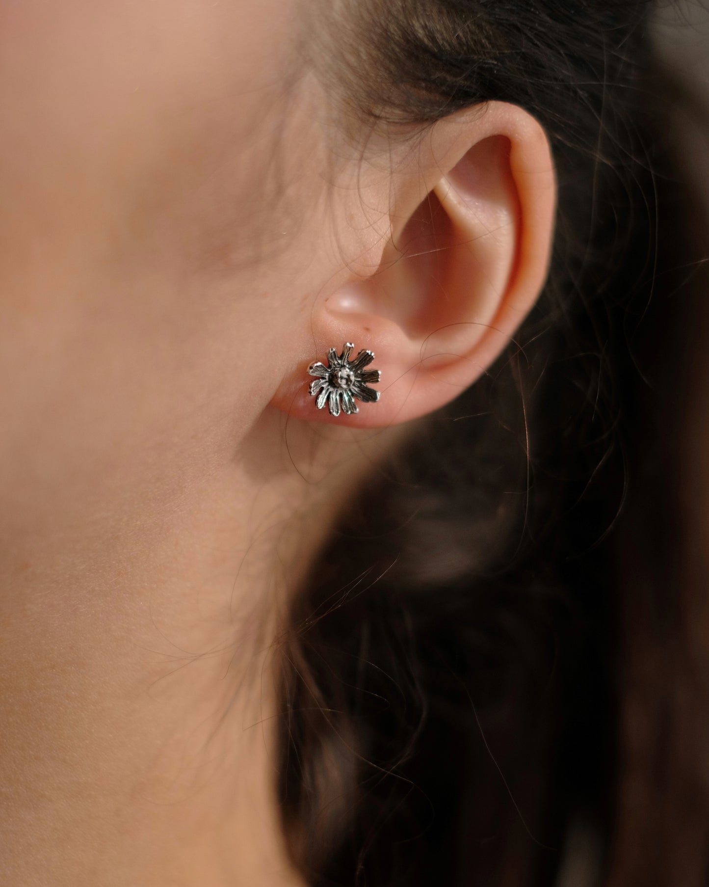 Earrings "The bee will sit"