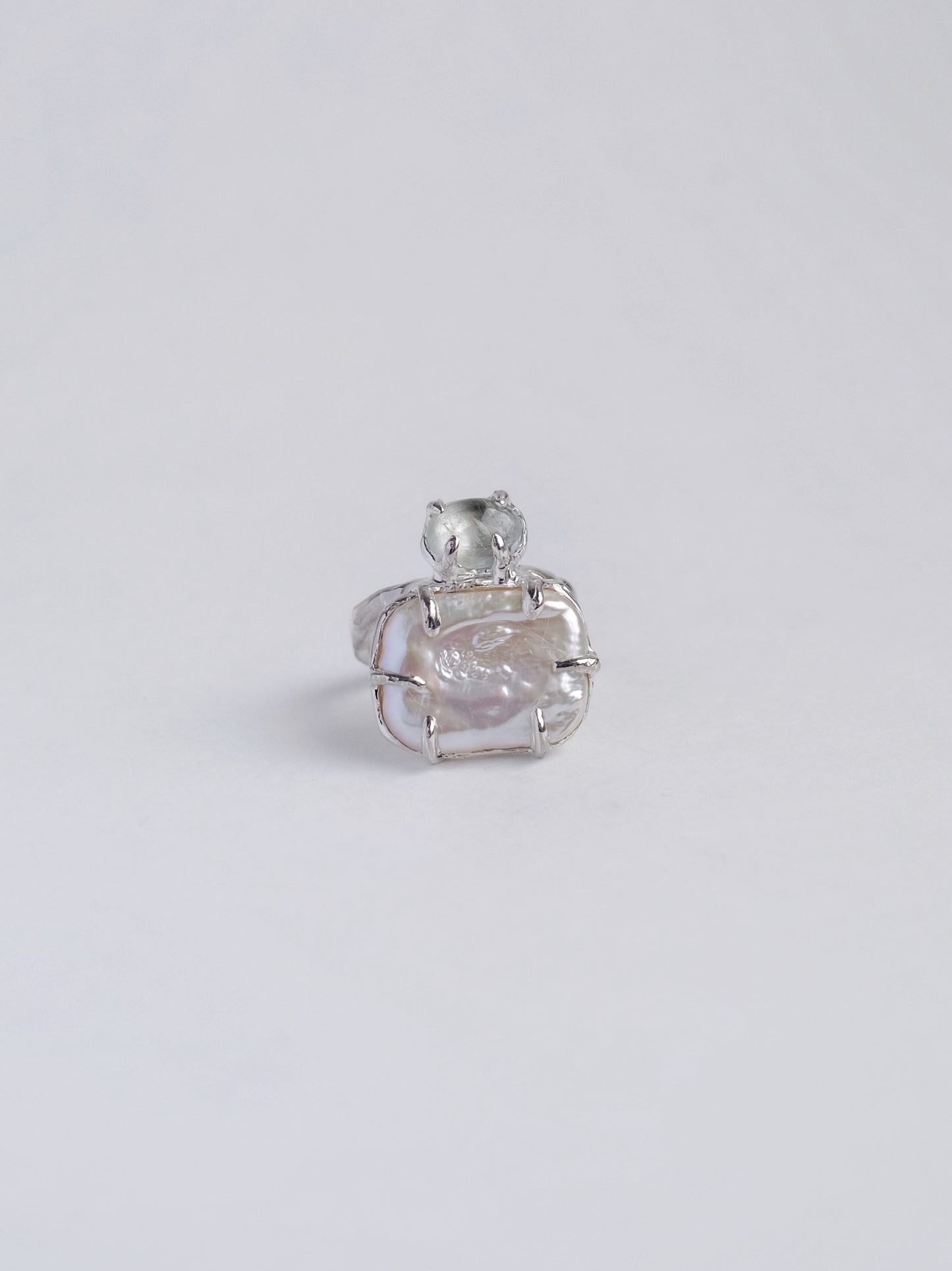 Ring "Pedestal"