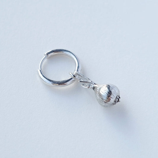 Handmade sterling silver earring with onion design - Mono or Pair