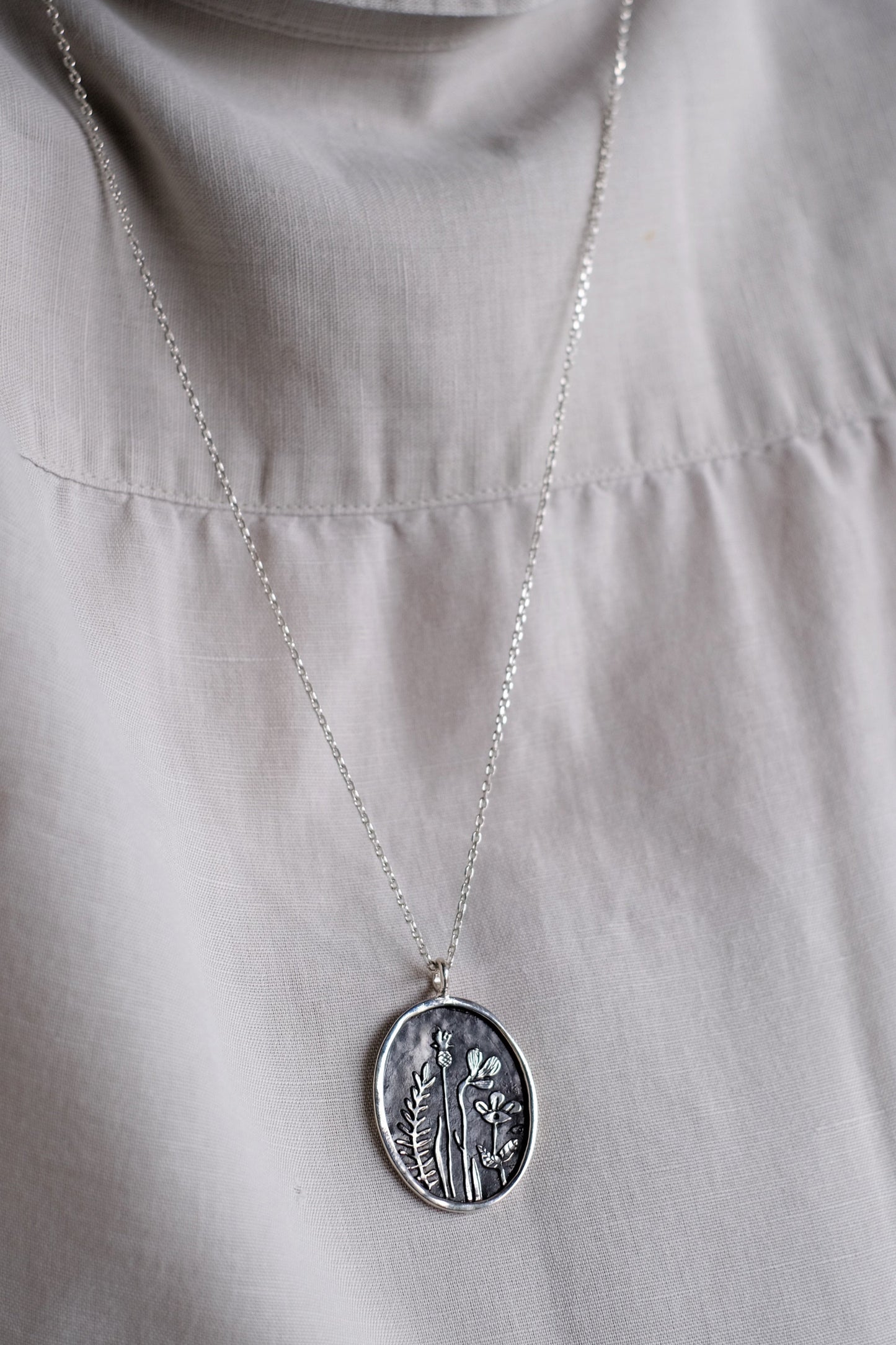 Pendant "Pole"