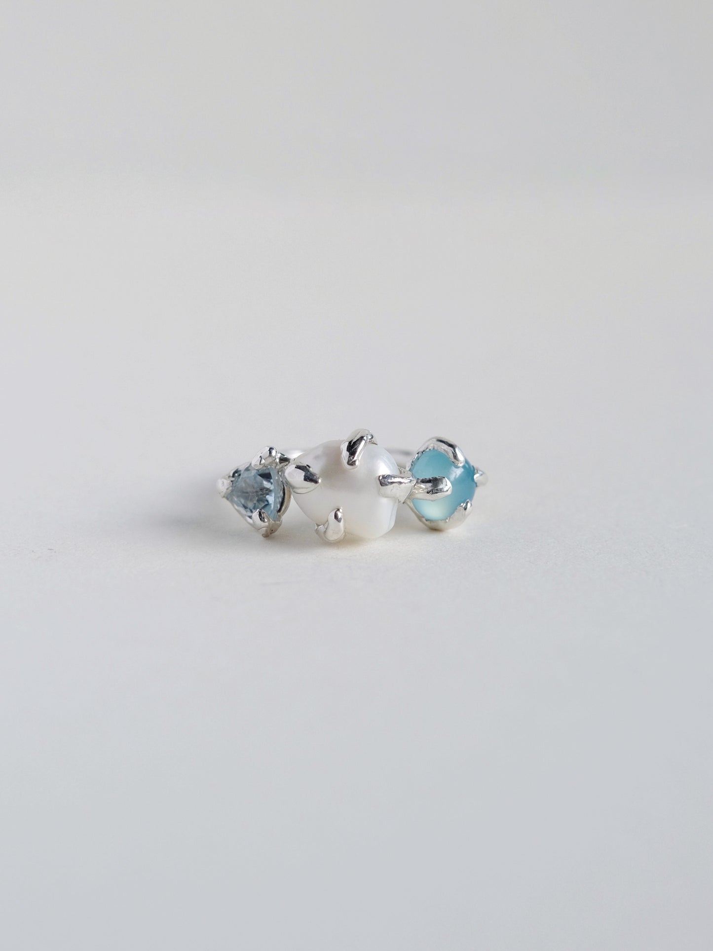 Ring "Zhemchuzhnyy tsvit"