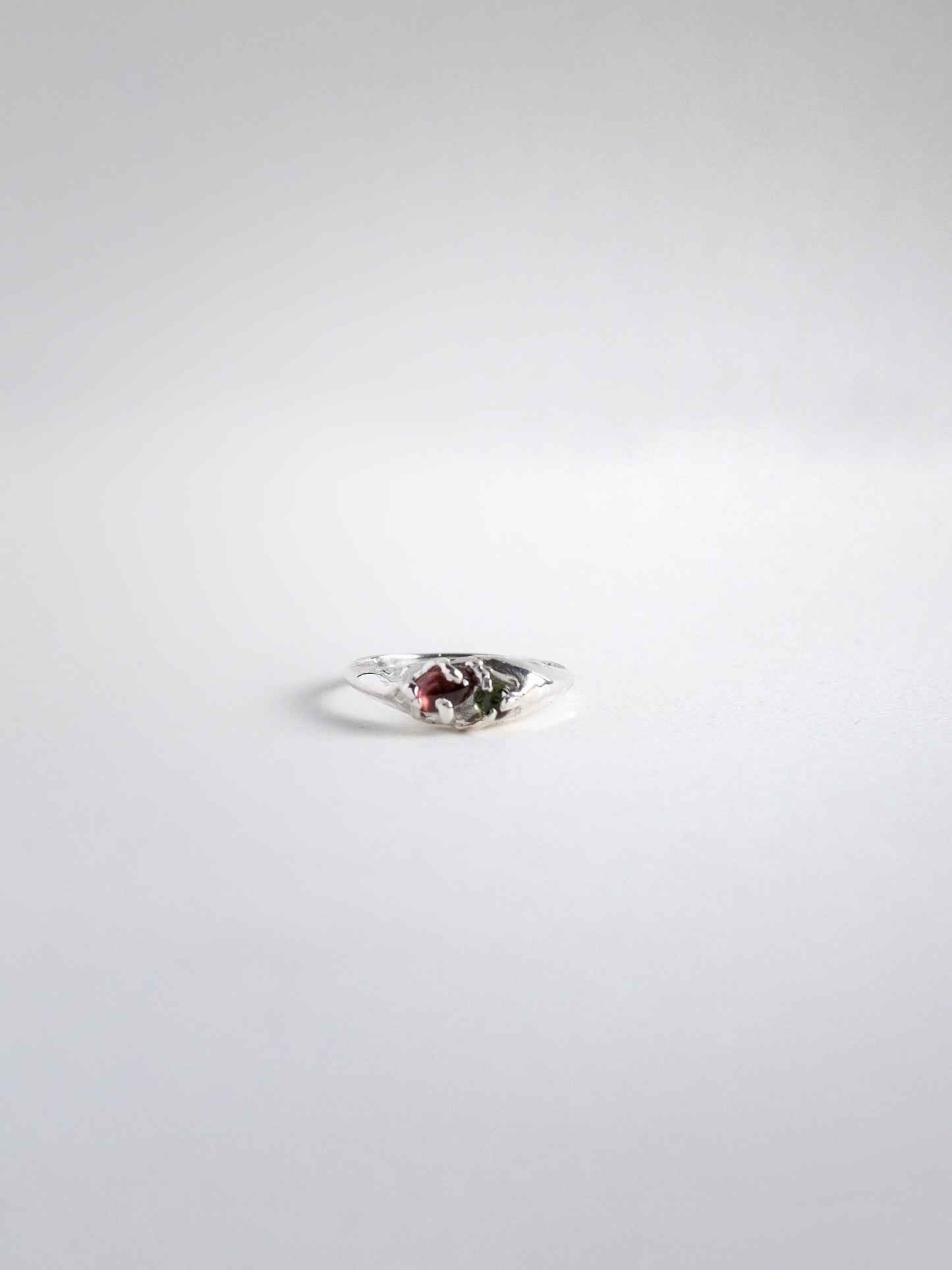 Ring "Grechyshnyy med ta rosa"