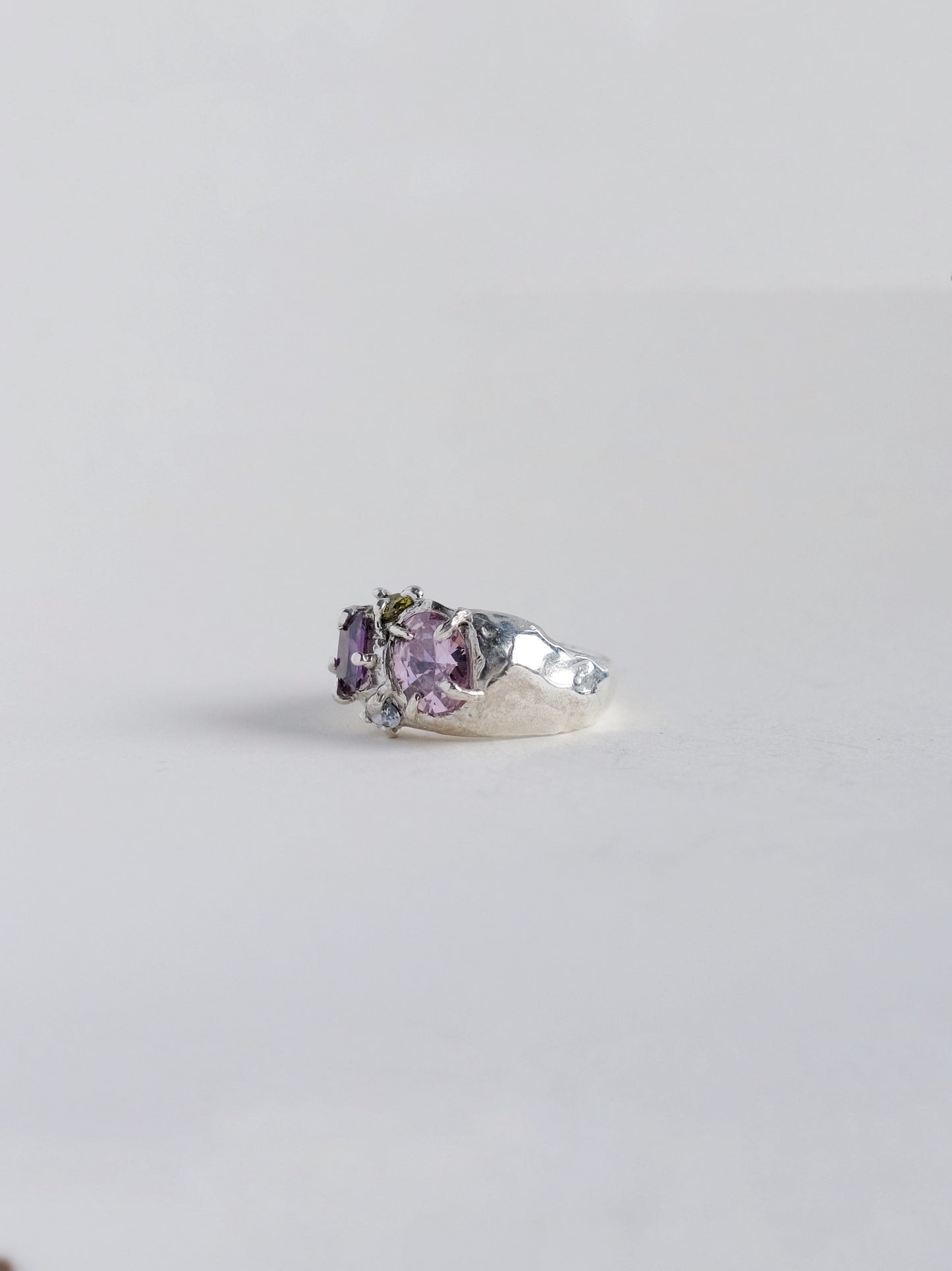 Ring "A babu zhezha"