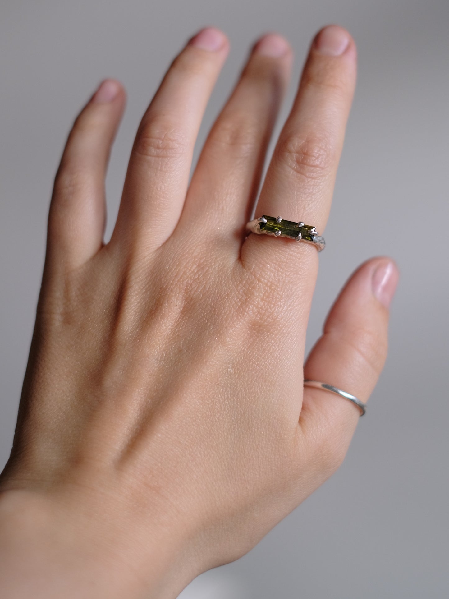 Ring "Nikoly!"