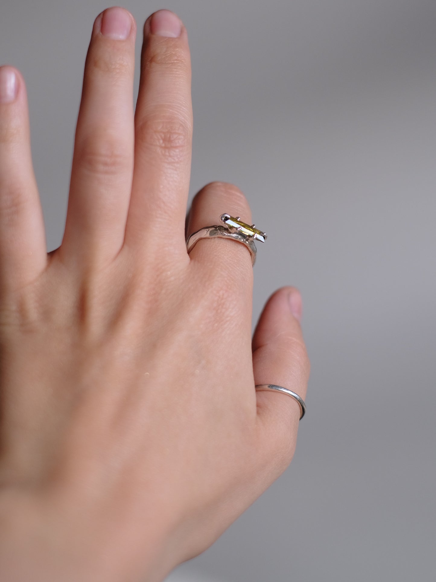Ring "Nikoly!"