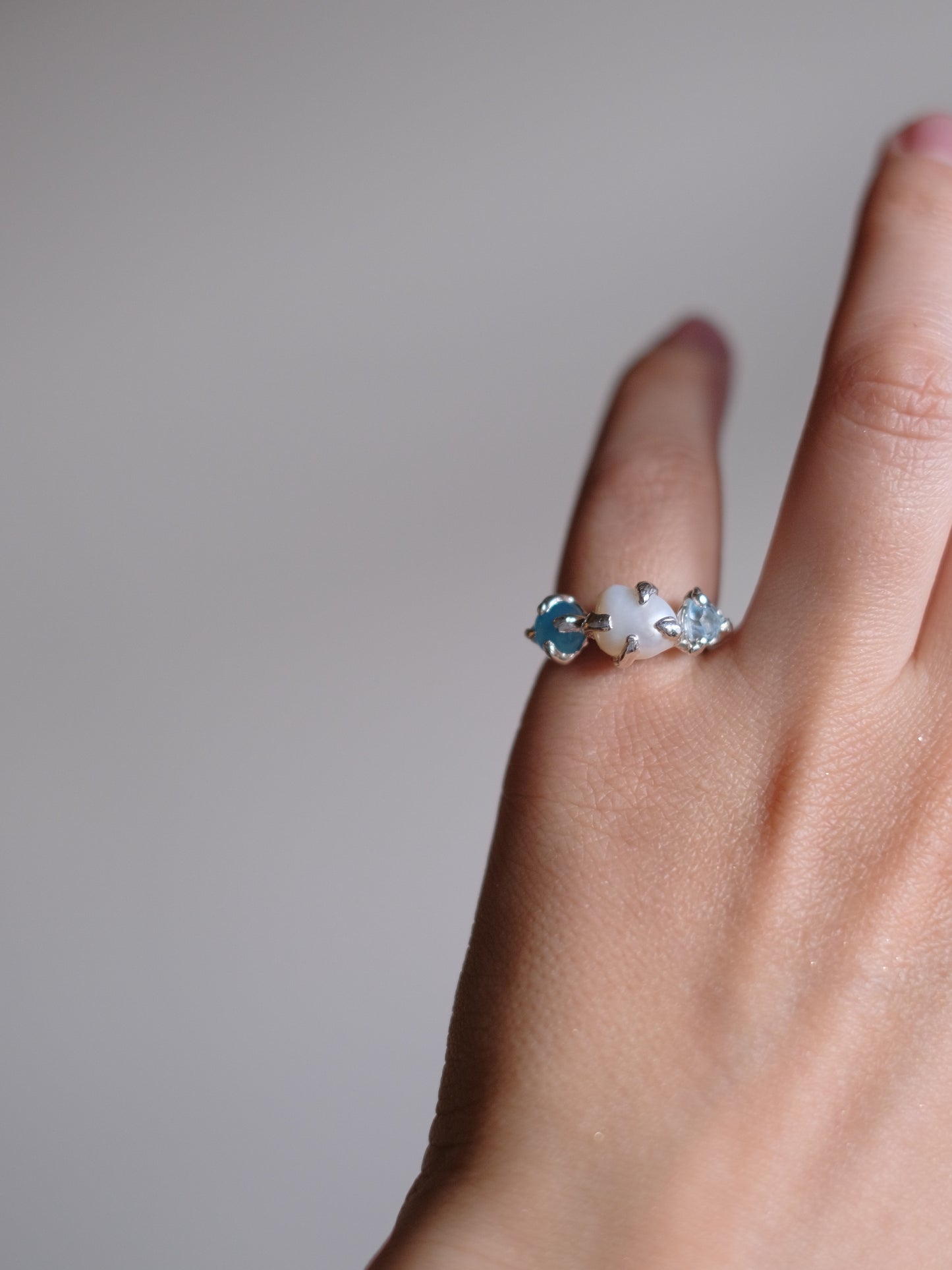 Ring "Zhemchuzhnyy tsvit"