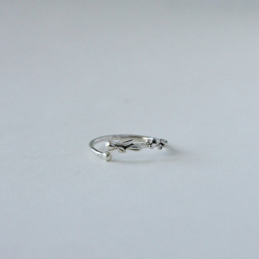 Ring “Olive” — Adjustable Sterling Silver Ring