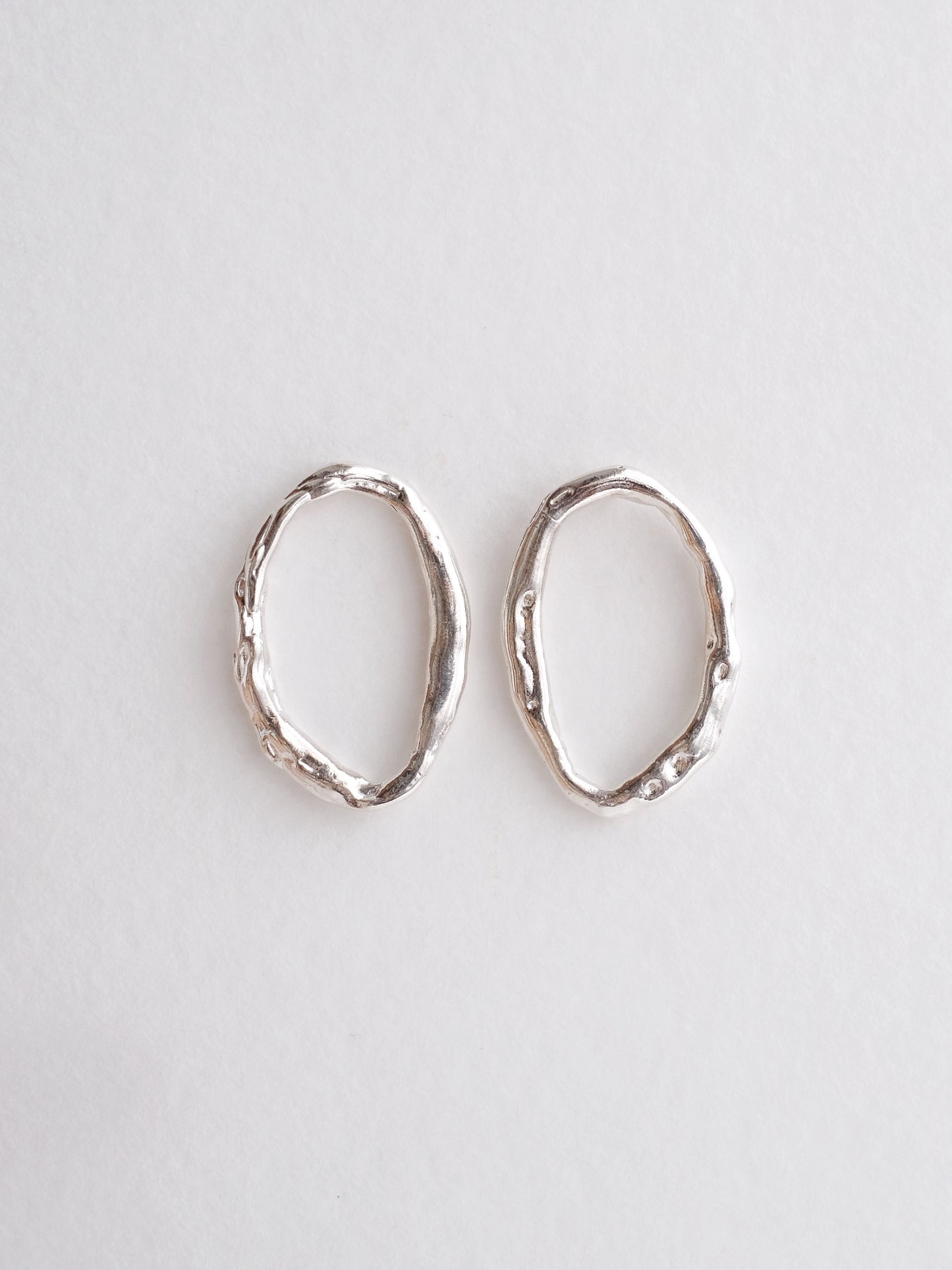 Earrings "O max"