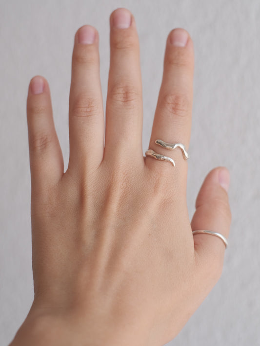 Handmade sterling silver letter S ring - 925 initial jewelry