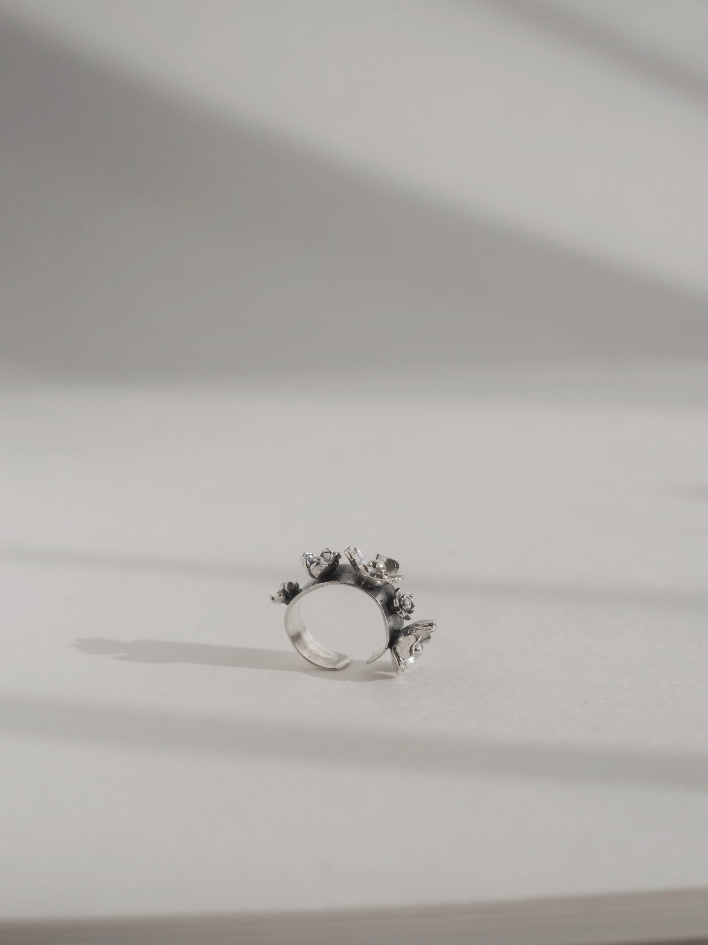 Cuff "Flowerbed"