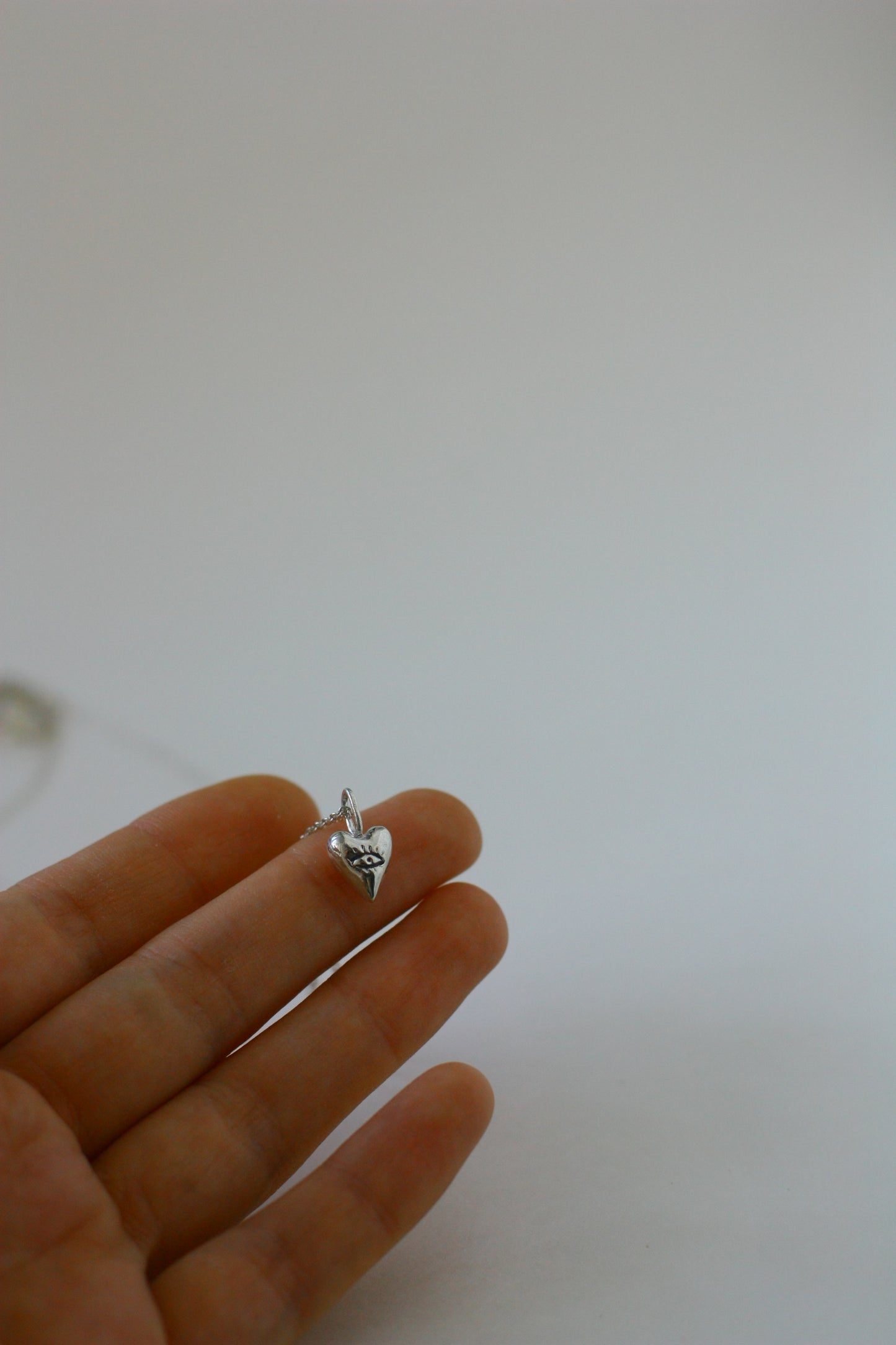 Pendant "Looking heart"