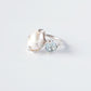 Ring mit Perle und blauem Topas
