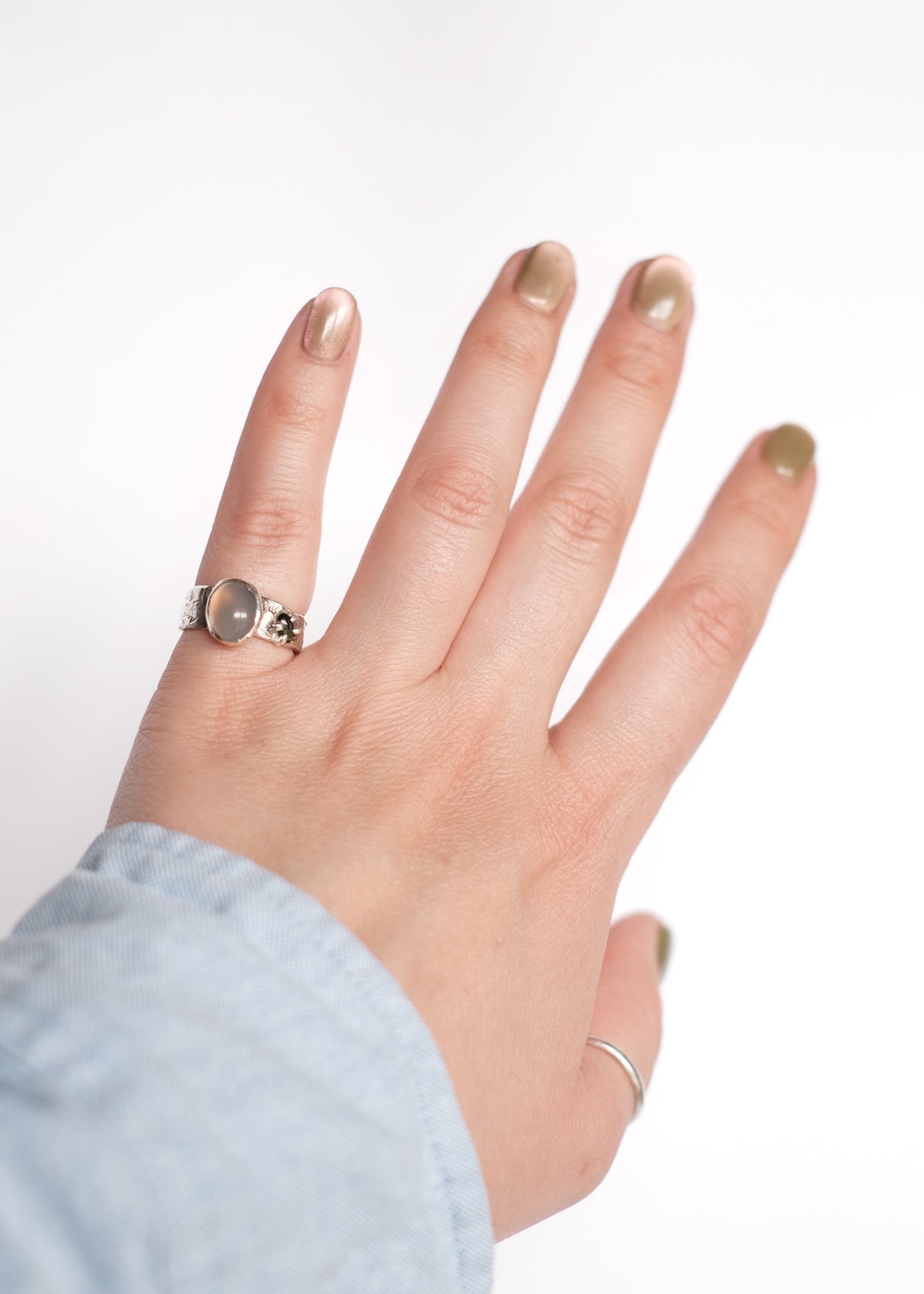 Ring with Chalcedony and Tourmaline