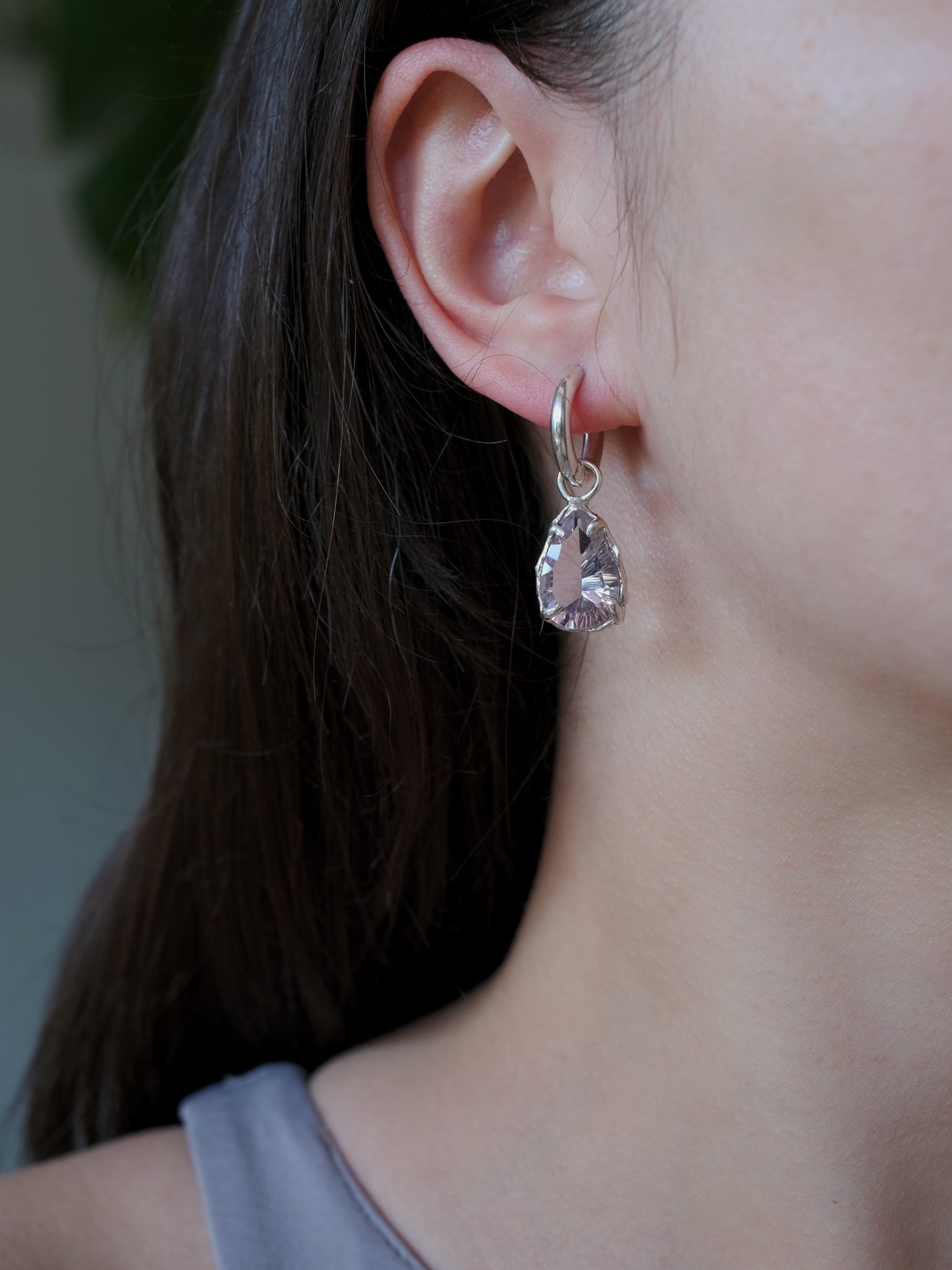 Mono Earring with Large Amethyst