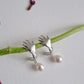 Earrings "I hugs your ear" with pearl