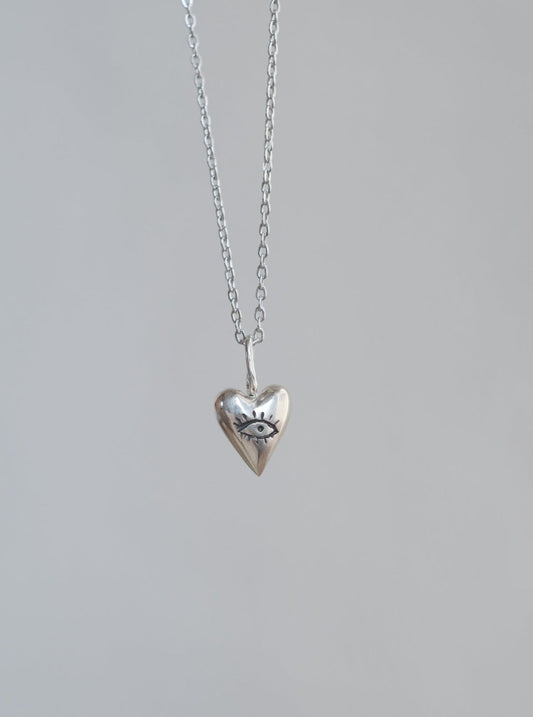 Pendant "Looking heart"